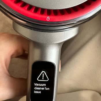 I Got a Vacuum Cleaner Fan Issue Error on My Roborock H7