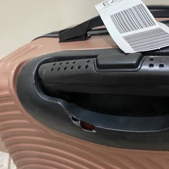 Valiz Kırık Teslim Edildi, Sorumluluk Kabul Edilmedi