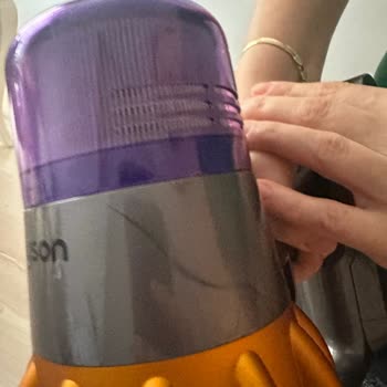 Dyson V15 Süpürgemde Kalite Sorunları Ve Yetersiz Müşteri Hizmeti