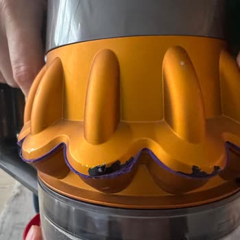 Dyson V15 Süpürgemde Kalite Sorunları Ve Yetersiz Müşteri Hizmeti