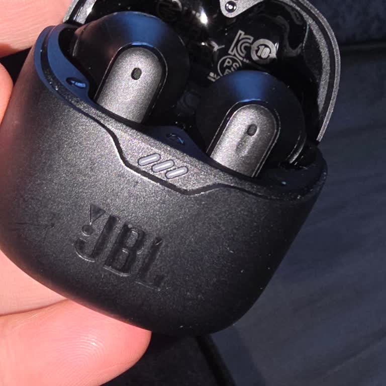 Kulaklık Şarj Sorunu Ve Müzik Keyfinin Yarım Kalması