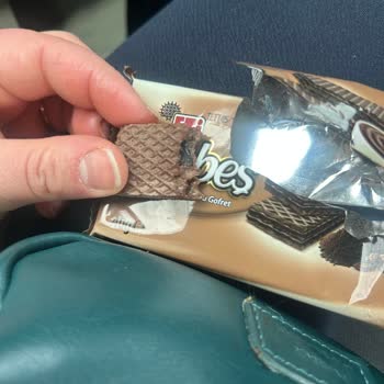 Çikolatalı Gofrette Plastik Tehlikesi