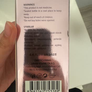 Essay (By Esra Ezmeci) Tarihi Geçmiş Ürünle Değişim Sorunu