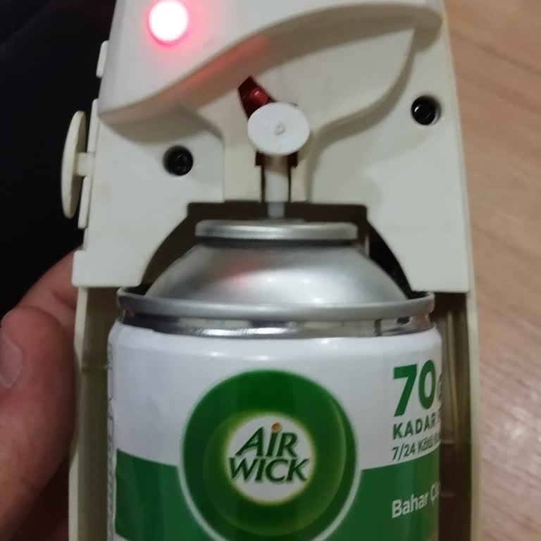 Air Wick Fresh Matic Cihazının Sürekli Kırmızı Işık Sorunu