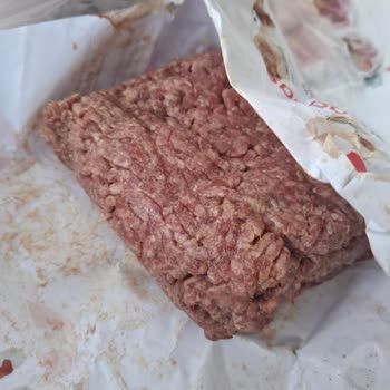 Çağdaş Market'te Kalitesiz Kıyma Deneyimi