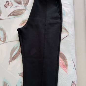 Mavi Modal Eşofman Altında Beklenmedik Renk Değişimi