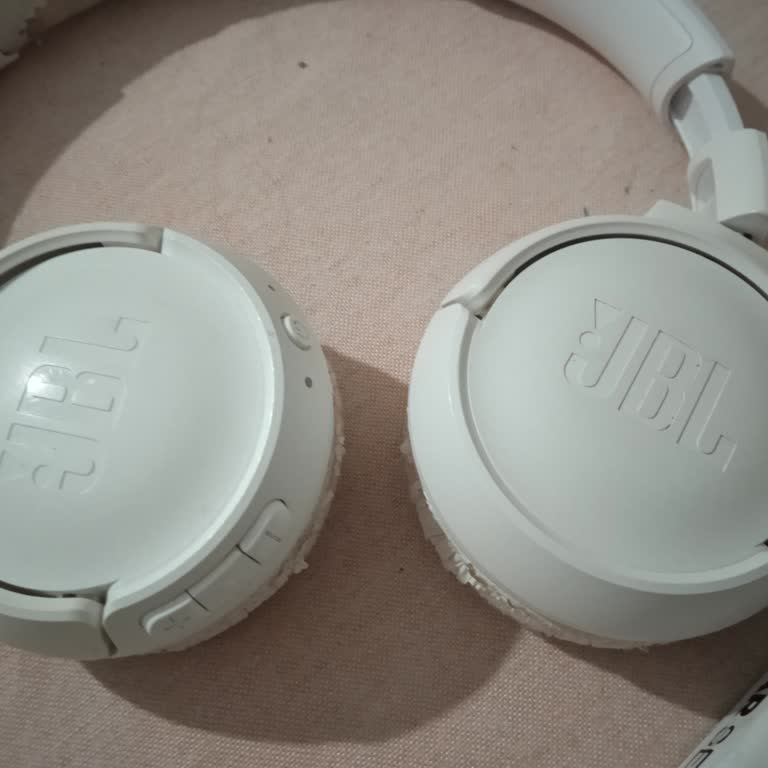 JBL Tune 510BT Kulaklık Şarj Ve Kapanma Sorunları