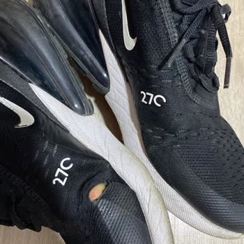 Barçın Spor Kısa Sürede Yıpranan Nike Air Max Ayakkabılar