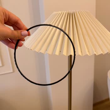 Kırık Lambader Ve İlgisiz Müşteri Hizmetleri