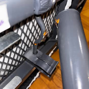 Tehlikeli Ve Dayanıksız Ütü Masası Deneyimi