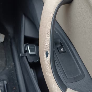 BMW X1 Kapı Döşemelerinde Kronik Sorun