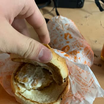 Popeyes Şubesinde Eksik Ve Yanmış Ürün Şoku!