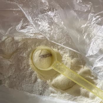 Bebelac Devam Sütünde Yabancı Madde Şoku