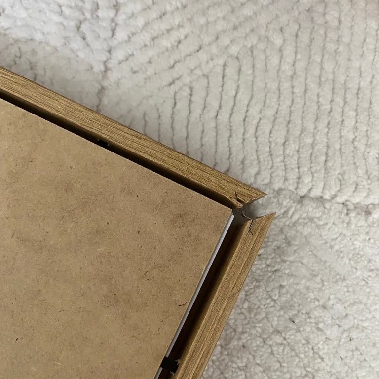 IKEA'dan Kırık Çerçeve Ve İletişim Sorunu