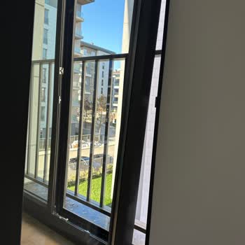 Emlak Konut Çınarköy Evlerinde Güvenlik Sorunu: Pimapen Tehlikesi