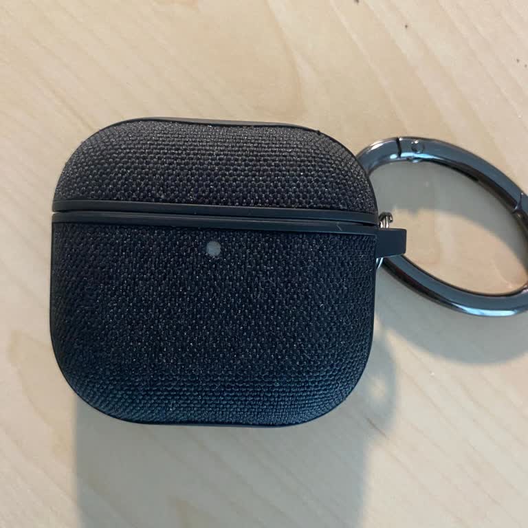 Spigen Airpods Kılıfı: Tasarım Hatası Ve Kulaklıkta Çizikler