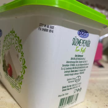 BİM'den Alınan Peynirde Küf Sorunu