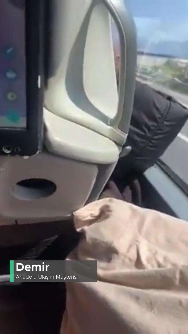 Anadolu Ulaşım Koltuk Mesafesi Çok Dar! videonun kapak resmi