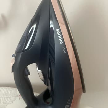 Philips Azur Iron Failed to Heat or Steam Properly - Left Me Regretting My Choice