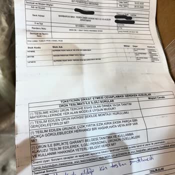 Kırık Yatak Başlığı Ve Yetersiz Müşteri Hizmeti