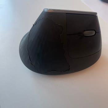 Logitech Mx Vertical Mouse'un Malzeme Kalitesi Hayal Kırıklığı