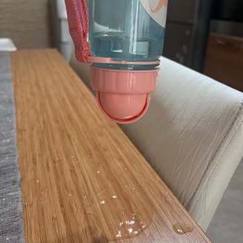 Skip Hop Trendyol'dan Aldığım Bebek Suluğu Su Akıtıyor