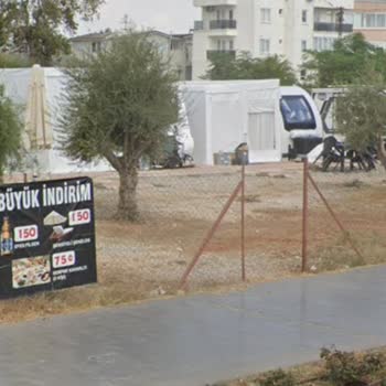 Antalya'da Görüntü Kirliliği: Konyaaltı'nda Kaçak Yapılar