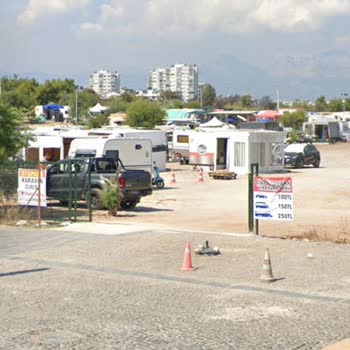 Antalya'da Görüntü Kirliliği: Konyaaltı'nda Kaçak Yapılar