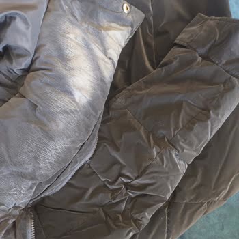 Kalitesine Güvendiğim Markanın Montu Hayal Kırıklığı Yarattı