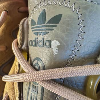 Adidas Ayakkabıda Açılma Ve Soyulma Sorunu