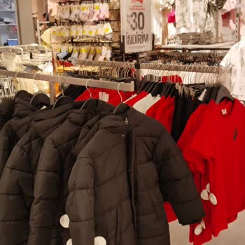 Koton Mağazasında Yanıltıcı İndirim Bilgisi Ve Müşteri Memnuniyetsizliği