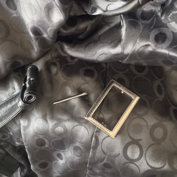 Derimod'un Sorumsuz Müşteri Hizmetleri Ve Kusurlu Ürün Deneyimi