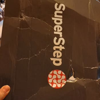 Kargolama Skandalı: Ayakkabım Hasarlı Geldi!