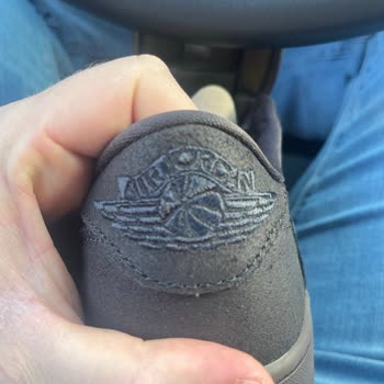 Çakma Ayakkabı Şoku: Sahte Ürün Ve Kusurlu Detaylar