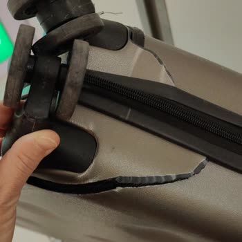 Havaalanında Kırılan Valiz Ve Yetersiz İnceleme Cevabı