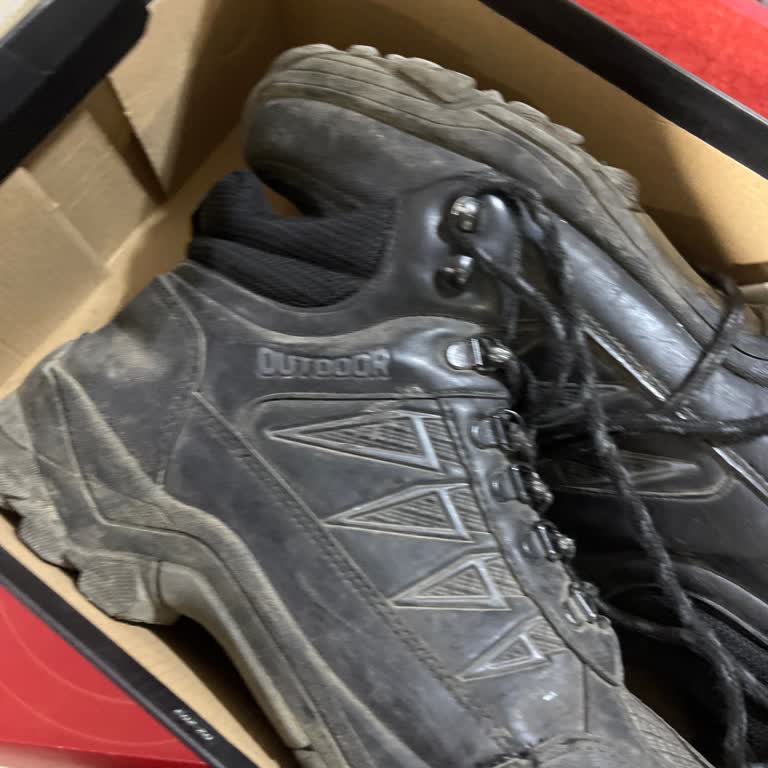 Kısa Sürede Yırtılan Ayakkabı Ve İade Sorunu