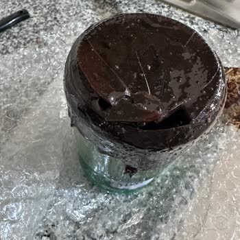 Kırık Kahve Şişesi Ve Ulaşılamayan Destek