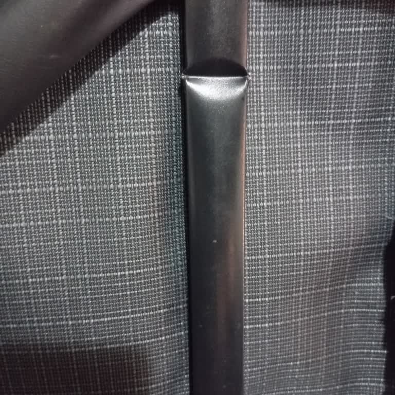 Ajet İle Valiz Faciası: Kırık Valiz Ve İlgisizlik