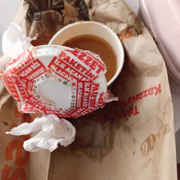 Yanlış Sipariş: Coleslaw Yerine Et Suyu Geldi