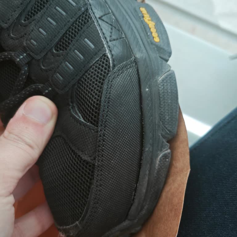 Skechers Ayakkabı Garanti Sürecinde Mağduriyet Ve İade Sorunu