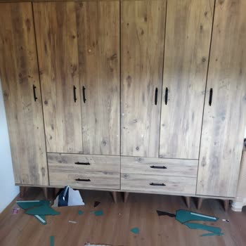 Aynalar Düşüyor, Firma Çözüm Sunmuyor!