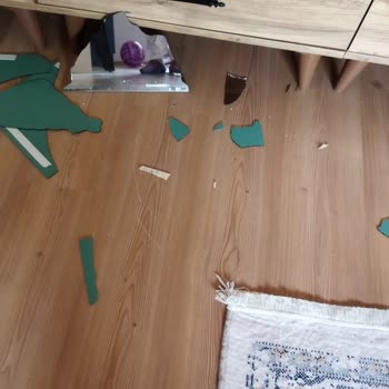 Aynalar Düşüyor, Firma Çözüm Sunmuyor!