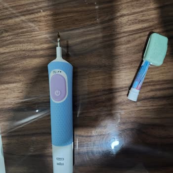 Çocuklar İçin Alınan Diş Fırçası 3 Ayda Paslandı