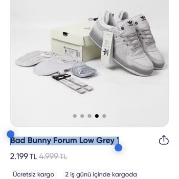 Su Geçiren Ayakkabı Ve İlgisiz Satıcı