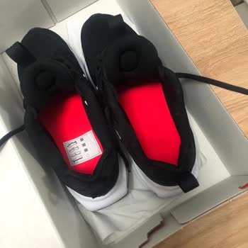 Yanlış Numara Ve Kirli Ayakkabı Şoku