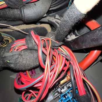 BMW E90 Chronic Fuse Box and Main Cable Issue From Battery