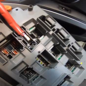 BMW E90 Chronic Fuse Box and Main Cable Issue From Battery