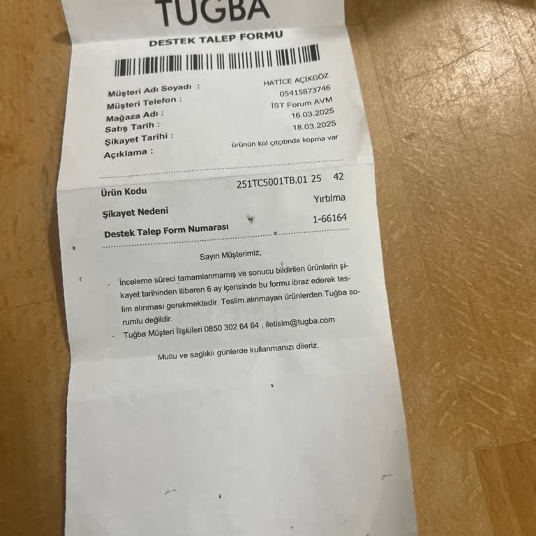 6000 TL'lik Trençkotun Çıtçıt Krizi: Müşteri Memnuniyeti Nerede?