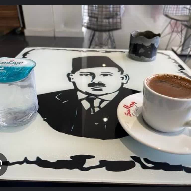 Özdilek AVM'de Saygısız Garson Deneyimi