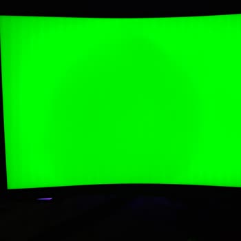 Samsung Monitörde Ölü Piksel Sorunu